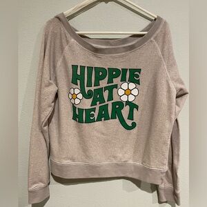 Life Clothing Co.  Hippie at Heart slouchy oversized sweatshirt.  Size M